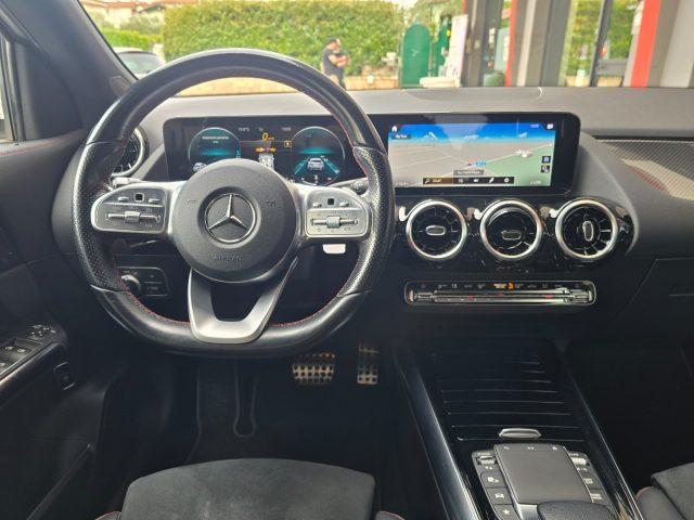 MERCEDES-BENZ GLA 200 d Automatic Premium AMG Line 19" MBUX LED Performa