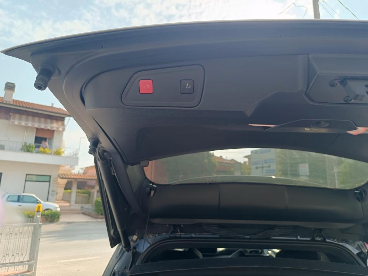 PEUGEOT 3008 1.2 GT PACK EAT8 131 cv -PROMO AGOSTO GA FIN&SAFE-