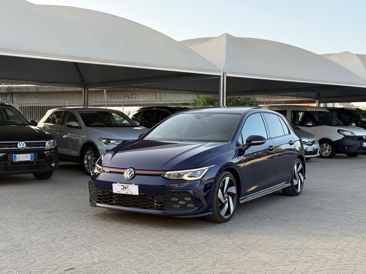 Volkswagen Golf GTI 2.0 TSI