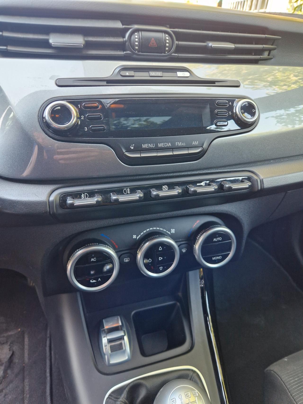 Alfa Giulietta 1.6 JTDM 105CV - Garanzia 12 mesi