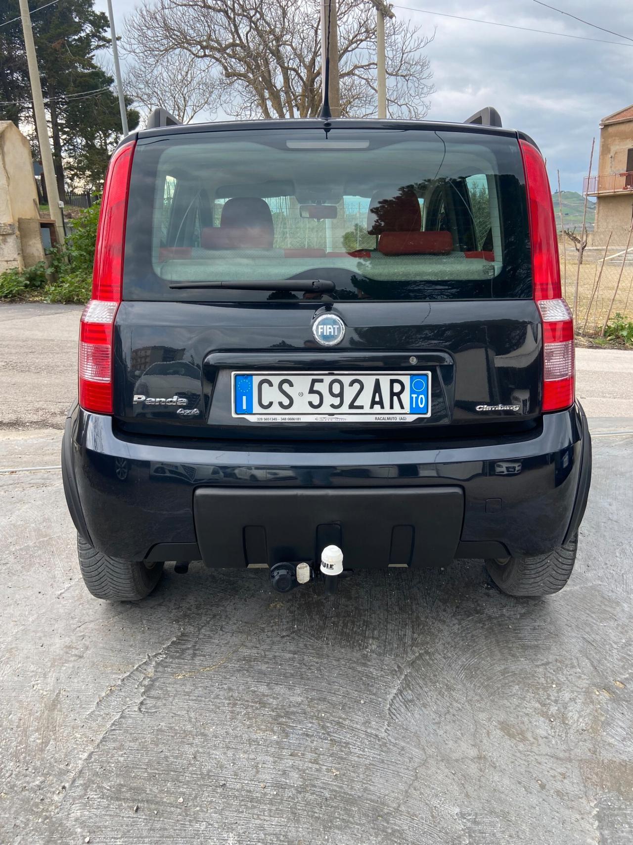 Fiat Panda 1.2 4x4 Climbing (GANCIO TRAINO)