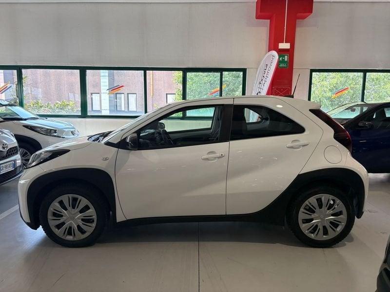 Toyota Aygo X 1.0B (72 CV) Active
