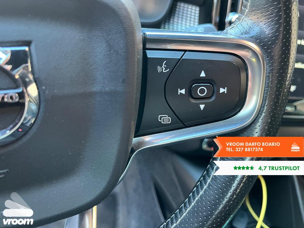 VOLVO XC40 (2017-->) XC40 T3 Geartronic R-design