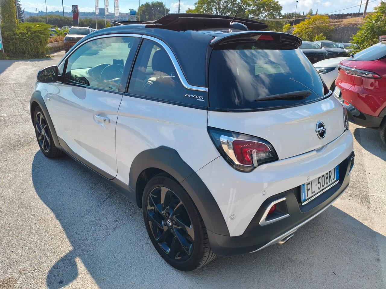 Opel Adam Rocks 1.4 87 CV cabrio auto
