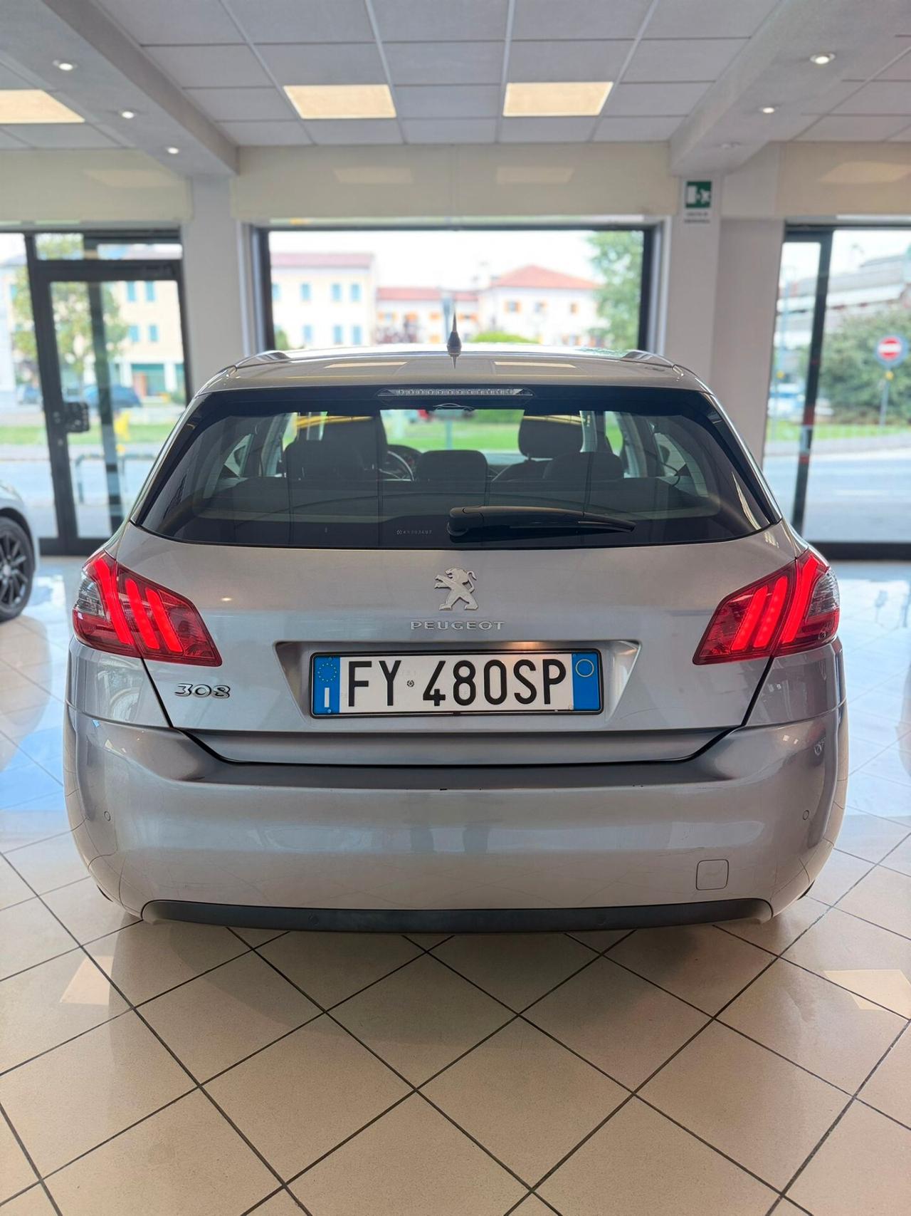 Peugeot 308 BlueHDi 130 S&S Active