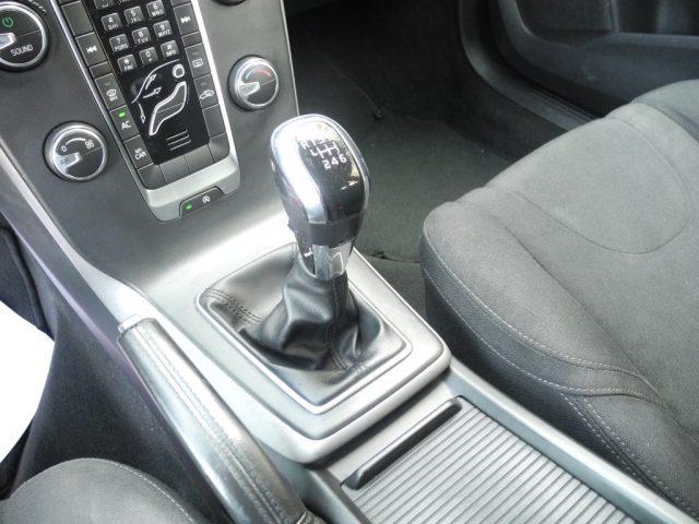 VOLVO V40 D2 1.6 D Kinetic - OK NEOPATENTATI - UNICO PROPR.