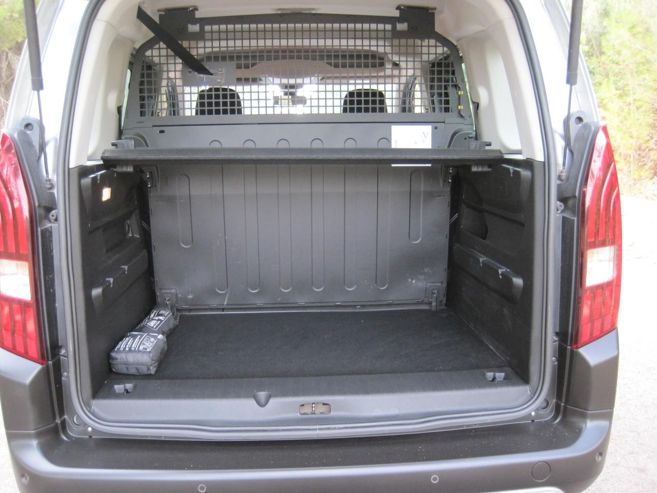 Peugeot Rifter BlueHDi 100 S&S Allure Standard