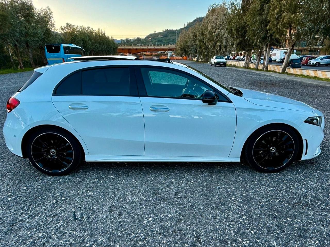 MERCEDES-BENZ A 200 D 150 CV AMG PREMIUM PLUS IVA ESP