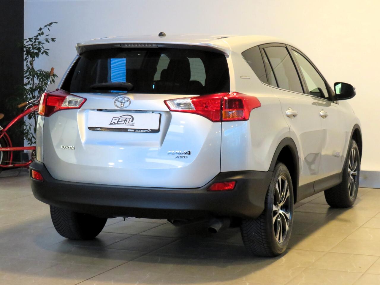 Toyota RAV 4 RAV4 2.2 D-4D 4WD Style