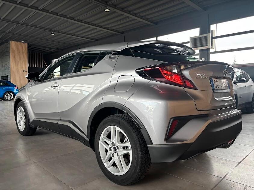 Toyota C-HR 1.8 Hybrid E-CVT Business