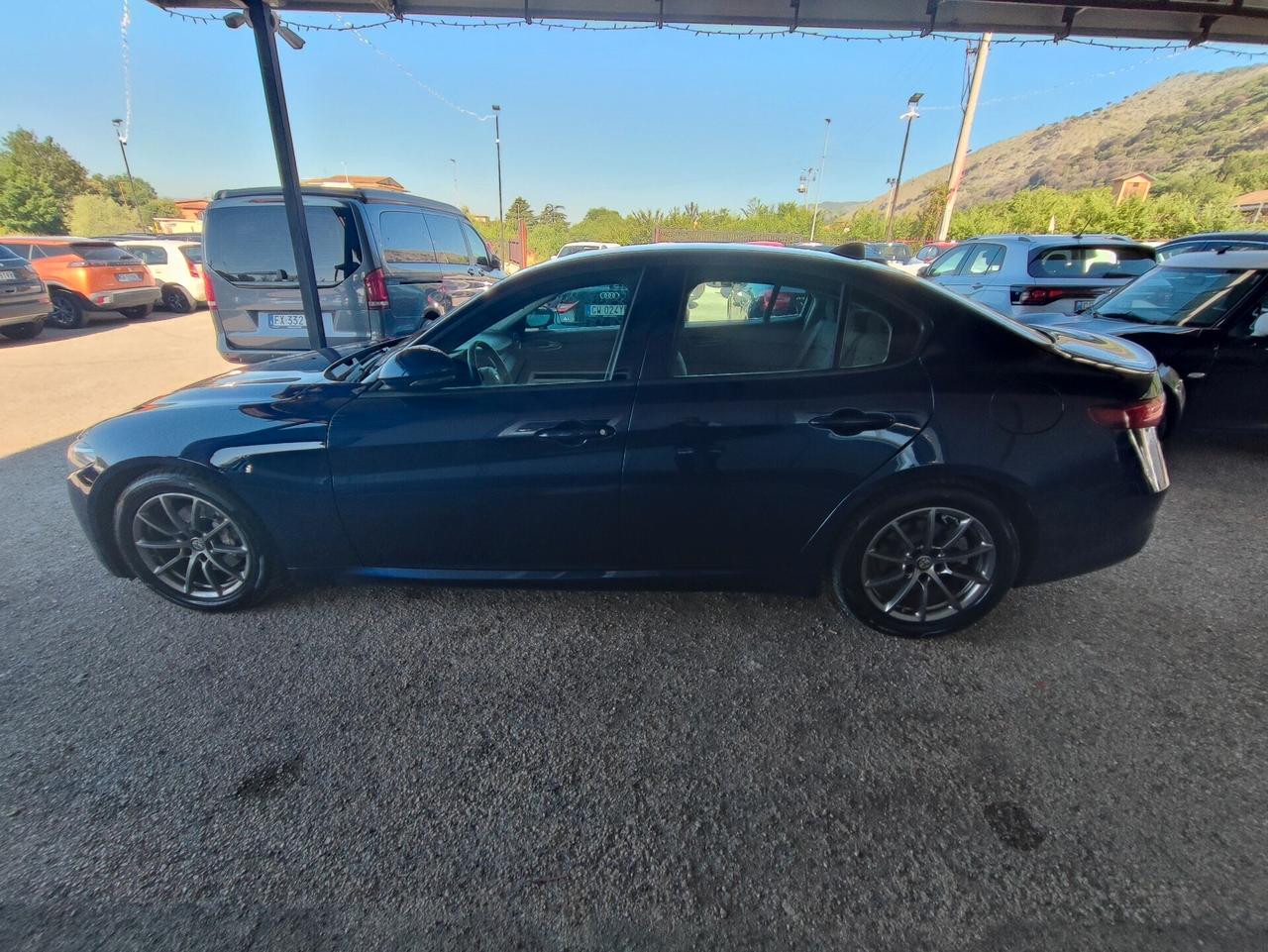 Alfa Romeo Giulia 2.2 Turbodiesel 136 CV AT8