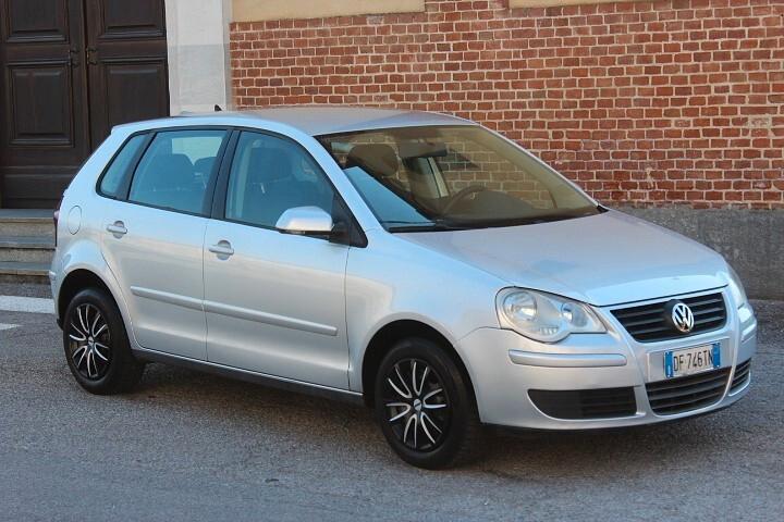 Volkswagen Polo 1.2/64CV 12V 5p. Comfortline UNICA PROPRIETARIA CLIMA NEOPATENTATI ESTETICA DA VETRINA