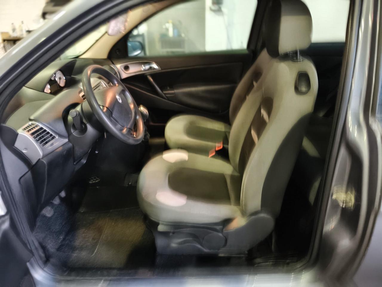 Lancia Ypsilon 1.2 benzina