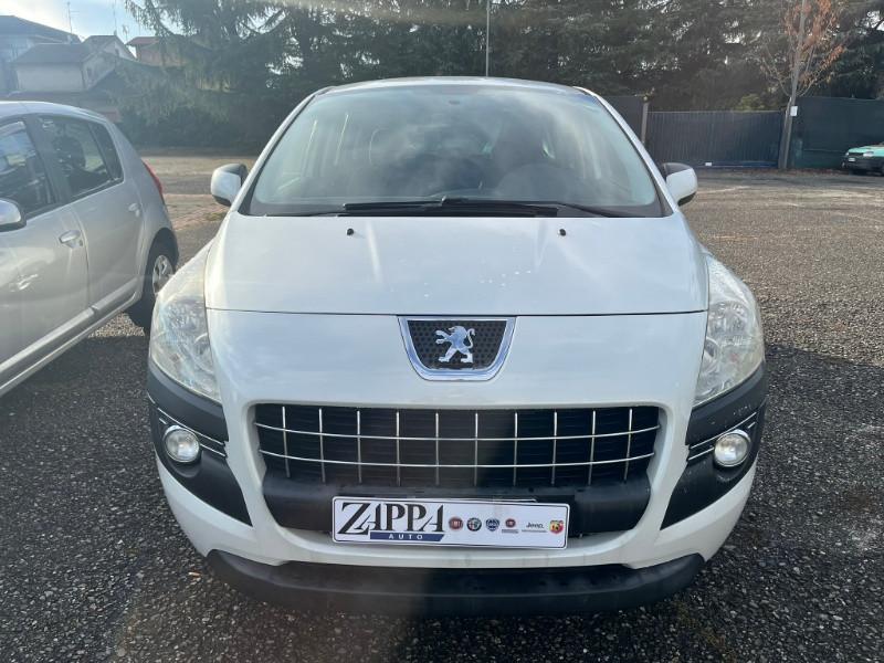 PEUGEOT 3008 1.6 HDi 110CV cambio robotizzato Premium