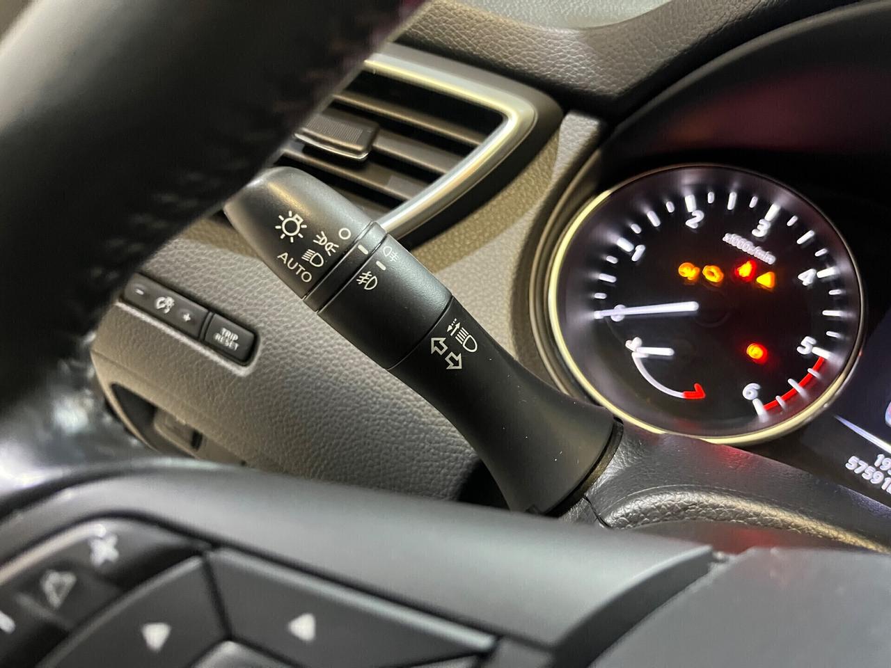 Nissan Qashqai 1.5 dCi N-Connecta