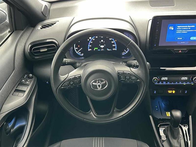 Toyota yaris cross 1.5h adventure fwd 116cv e-cvt