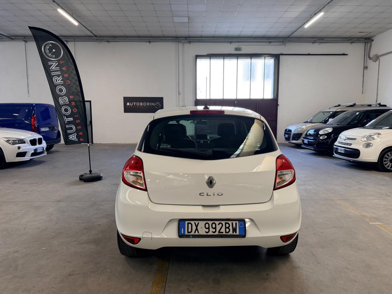 Renault Clio 1.2 16V 5 porte Dynamique