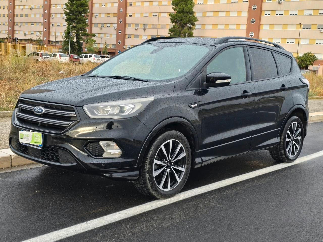Ford Kuga 1.5 TDCI 120 CV S&S 2WD ST-Line