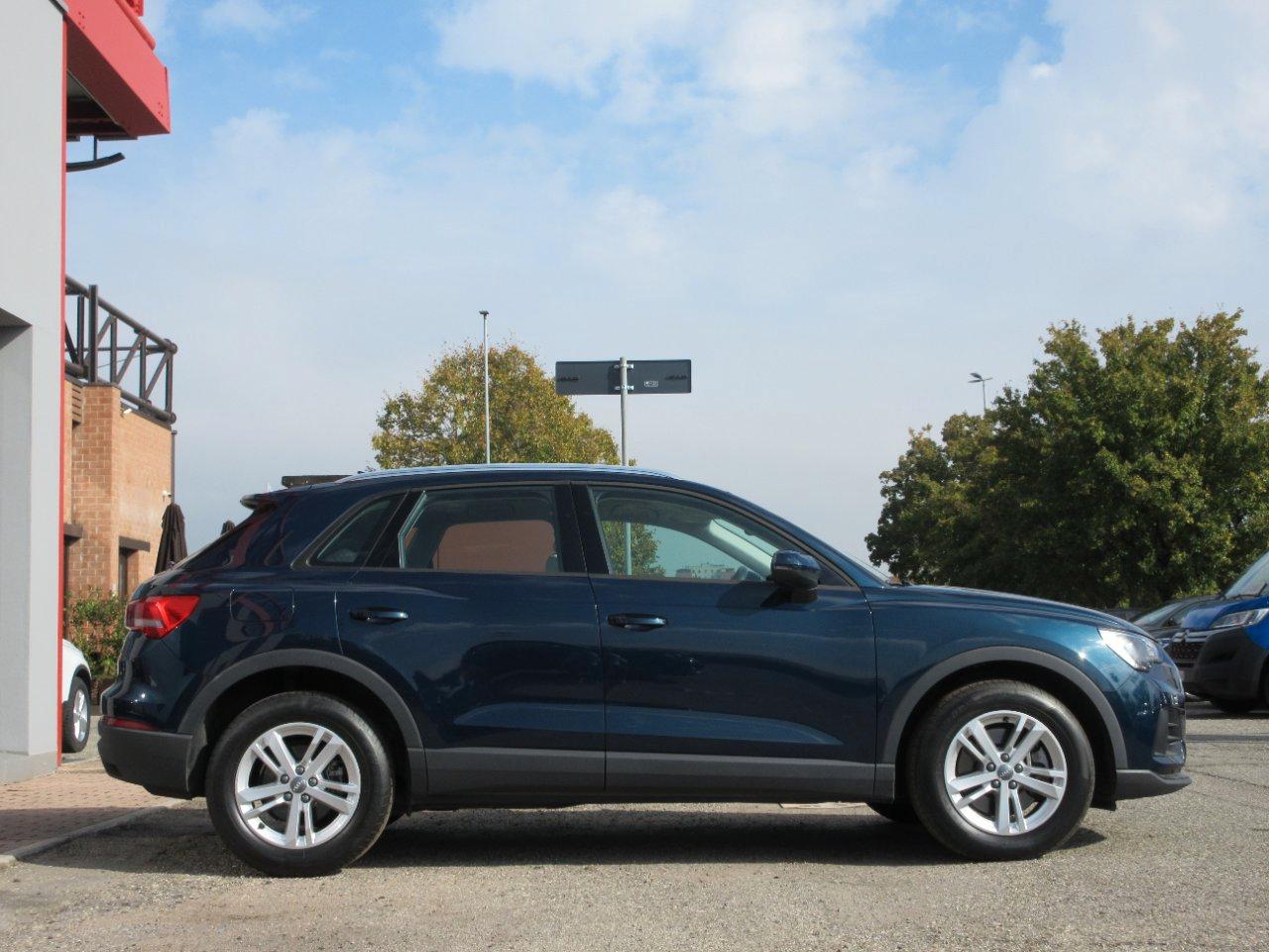 Audi Q3 40 2.0 tdi Business quattro 190cv s-tronic