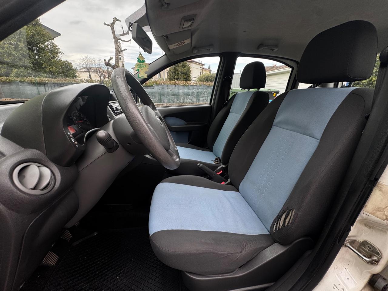 Fiat Panda 1.2 NEOPATENTATI 174.000km