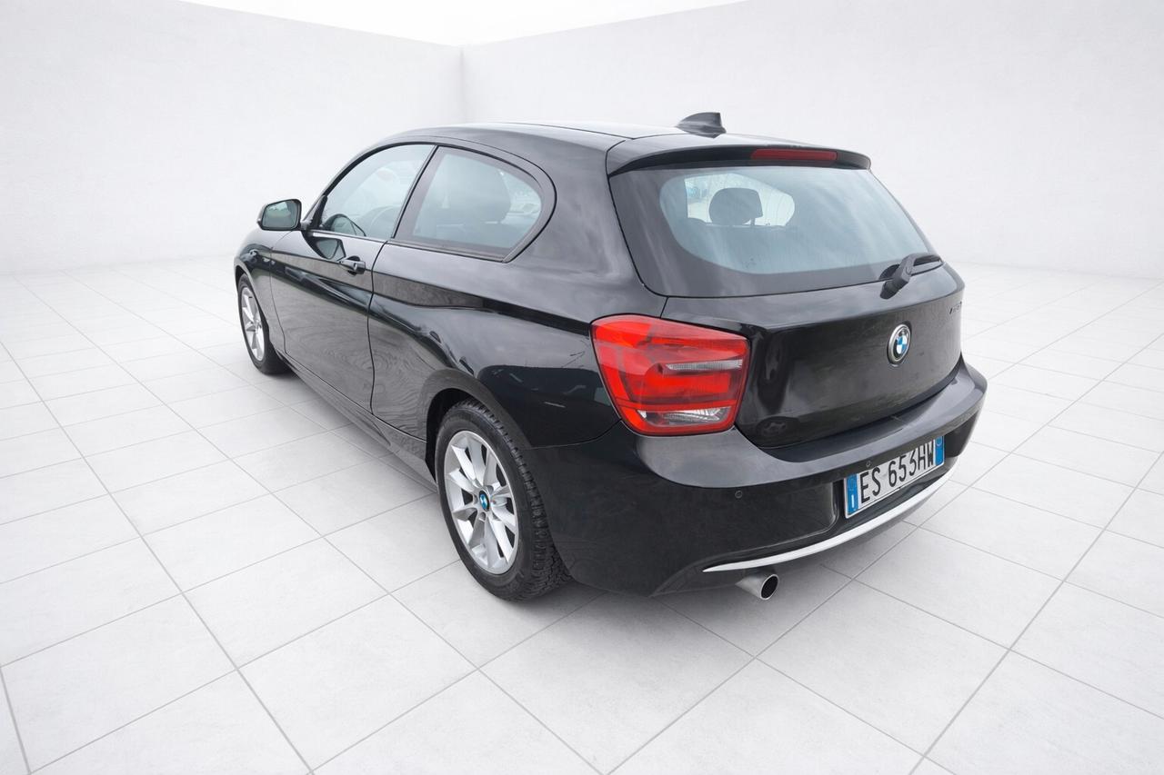 BMW 116d Urban 116CV 2014 – 4 CILINDRI-Navi Pelle Keyless PDC Tagliandi BMW