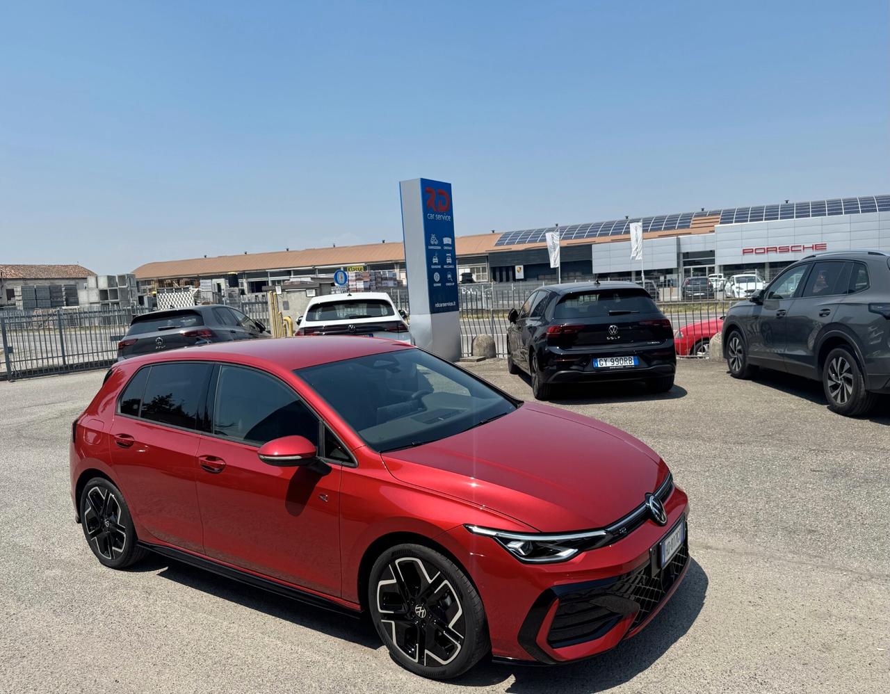 Volkswagen Golf 1.5 etsi R-Line Plus DSG/PRONTA/NO VINCOLI