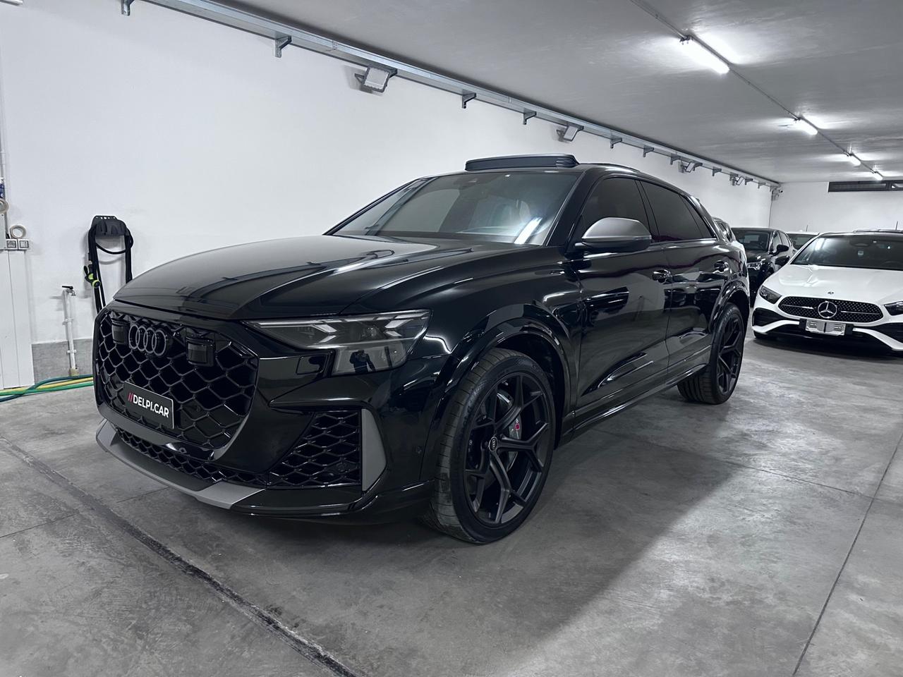 Audi Q8 RS TFSI V8 quattro tiptronic Performance
