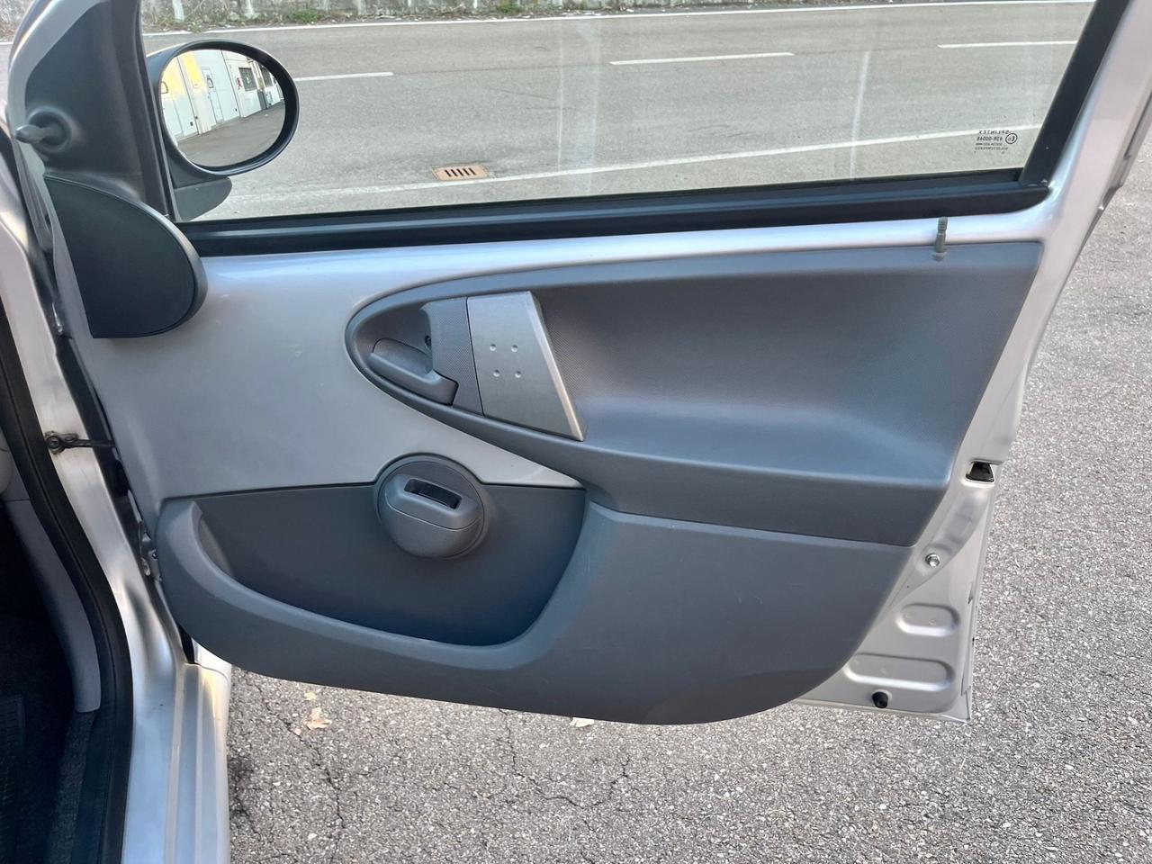 Toyota Aygo 1.0benz 2007 74.000km per neopatentati