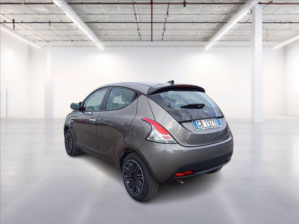 LANCIA Ypsilon 1.0 firefly hybrid Silver Plus s&s 70cv del 2023
