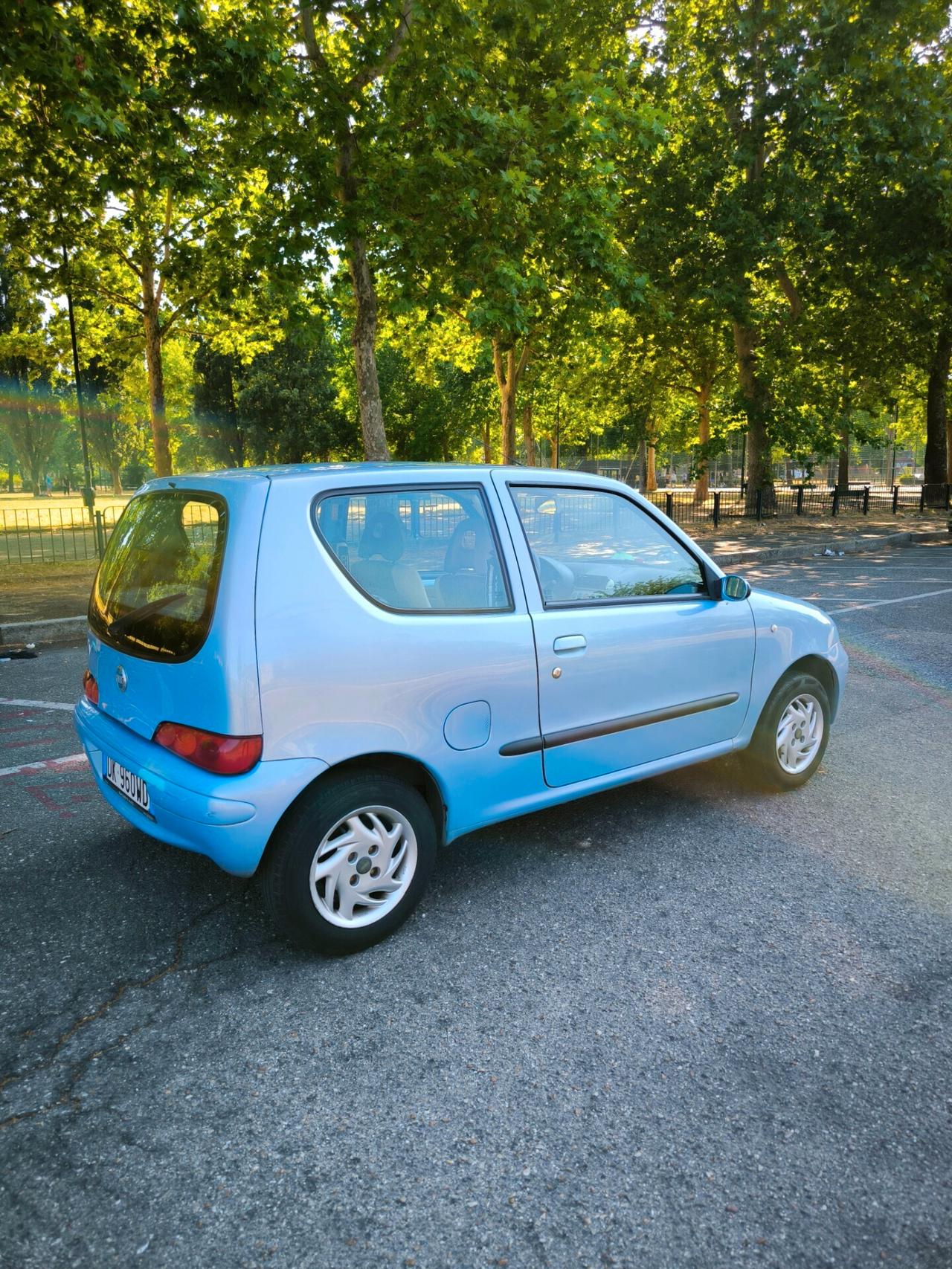Fiat 600 1.1 50th Anniversary GPL
