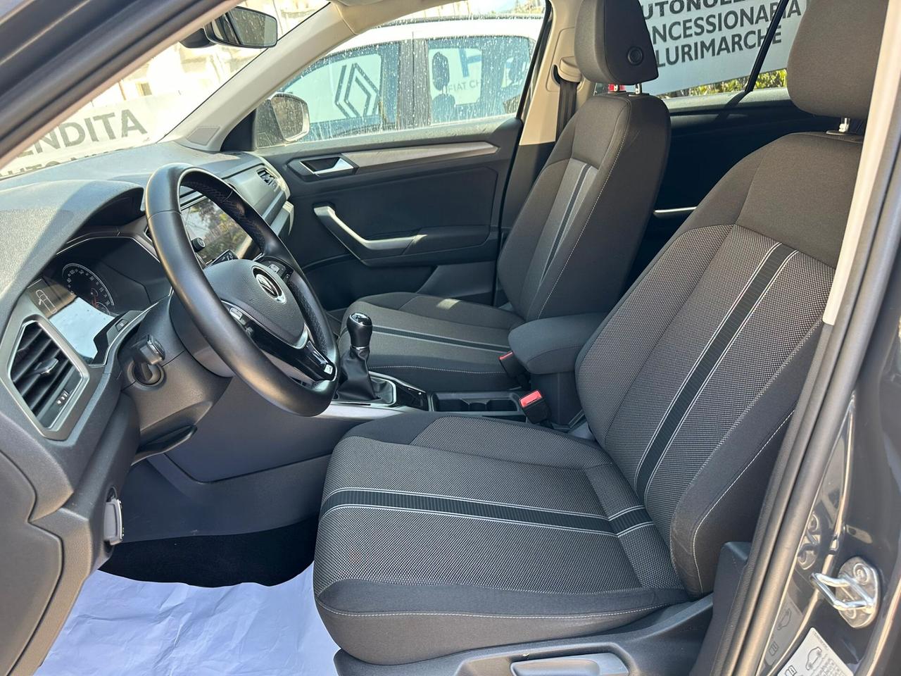 Volkswagen T-Roc 2.0 TDI SCR Business BlueMotion Technology