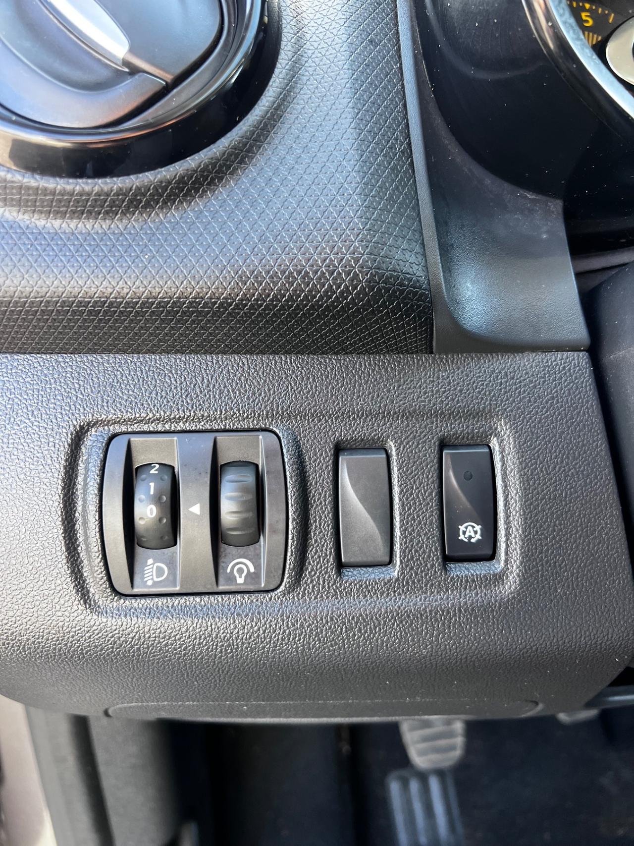 Renault Clio dCi 8V 75CV Start&Stop 5 porte Energy Zen