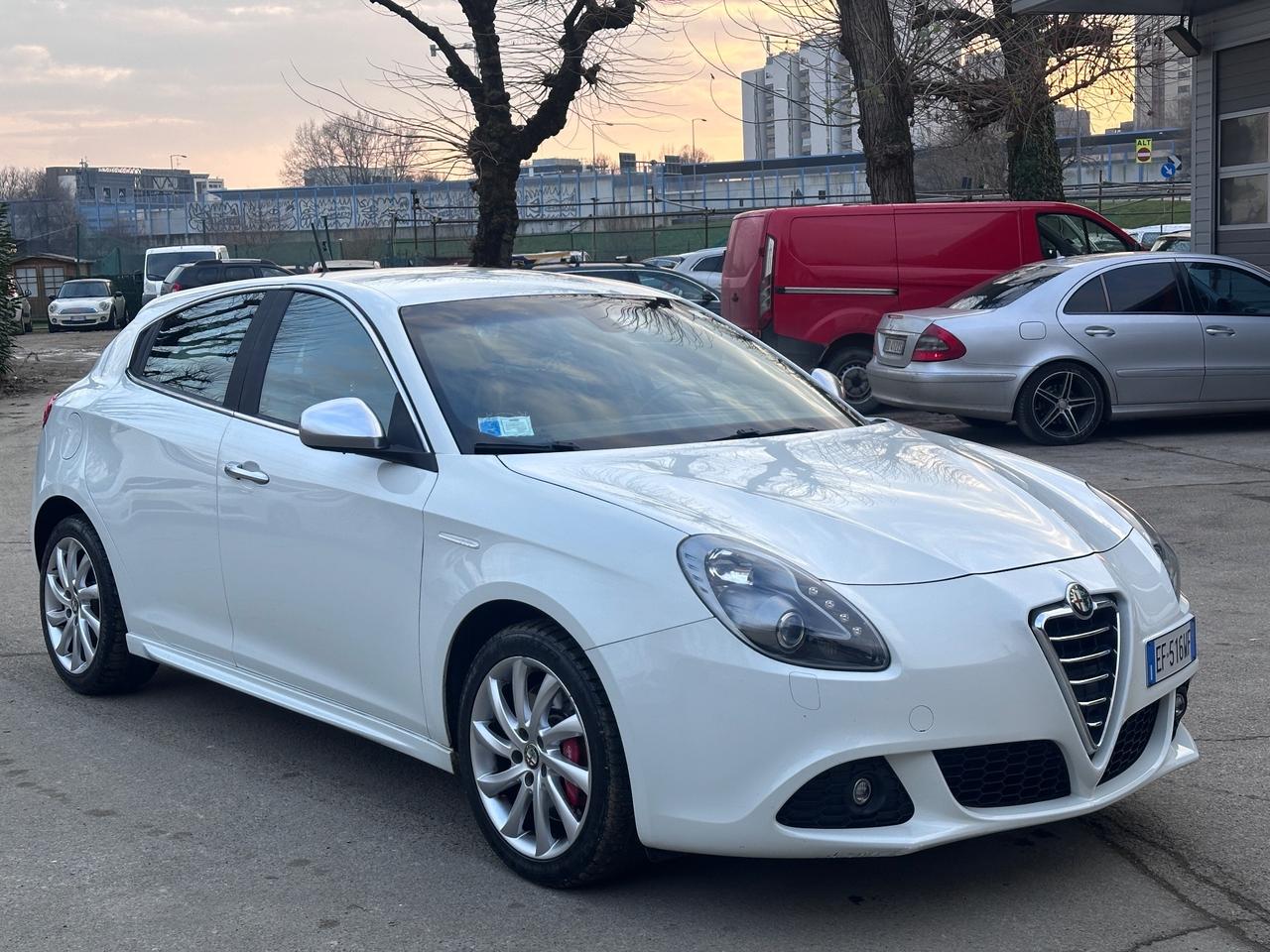 Alfa Romeo Giulietta 1.6 JTDm-2 105 CV Exclusive 160mila km