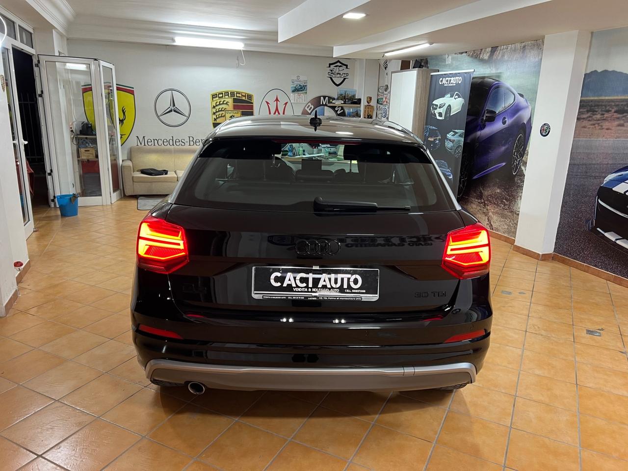 Audi Q2 30 TDI S tronic Identity Black S Line