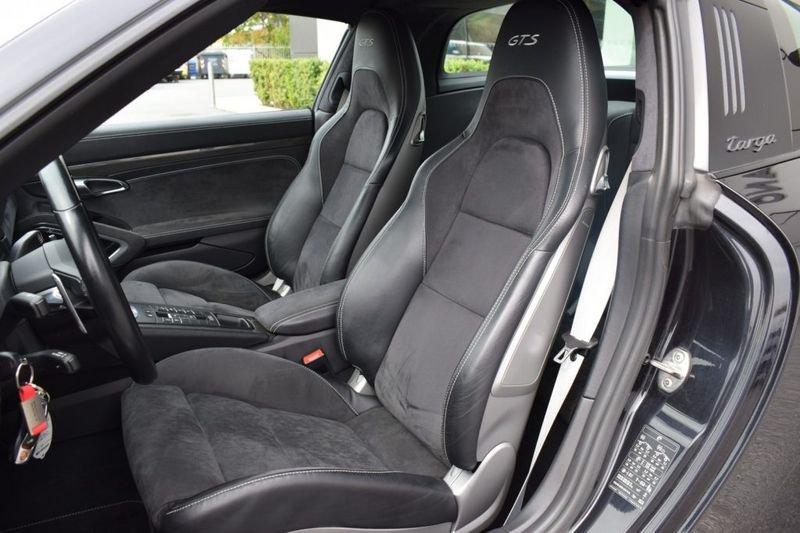Porsche 911 3.0 Carrera TARGA 4 GTS Coupé