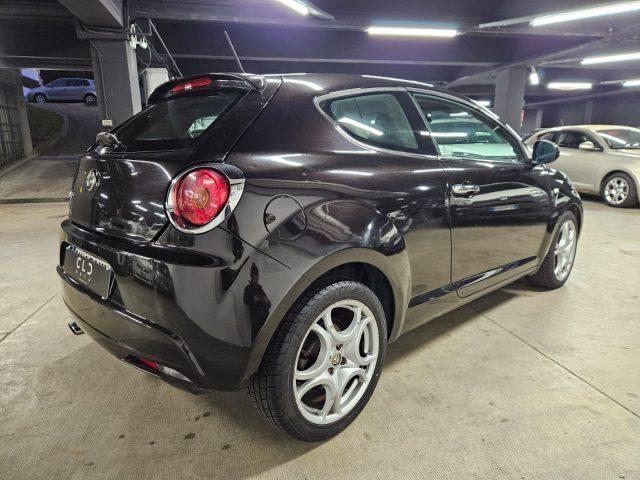 ALFA ROMEO MiTo 1.6 JTDm 16V Distinctive Sport Pack