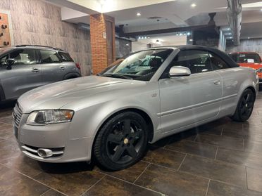 Audi A4 Cabriolet 2.5 V6 TDI cat