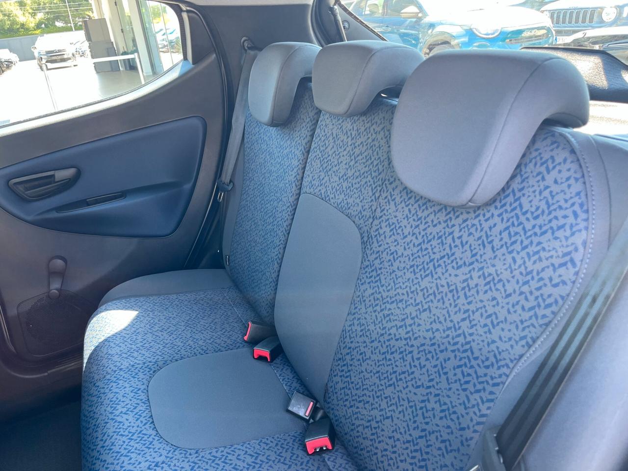 Lancia Ypsilon 1.0 FireFly 5 porte S&S Hybrid Gold