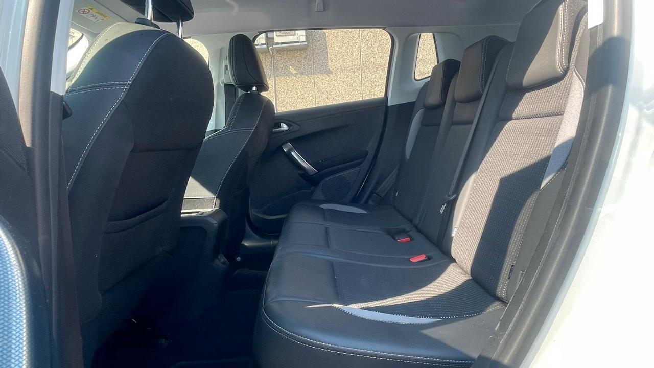 Peugeot 2008 BlueHDi 100 Allure