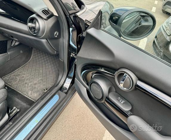 MINI Cooper SE Classic