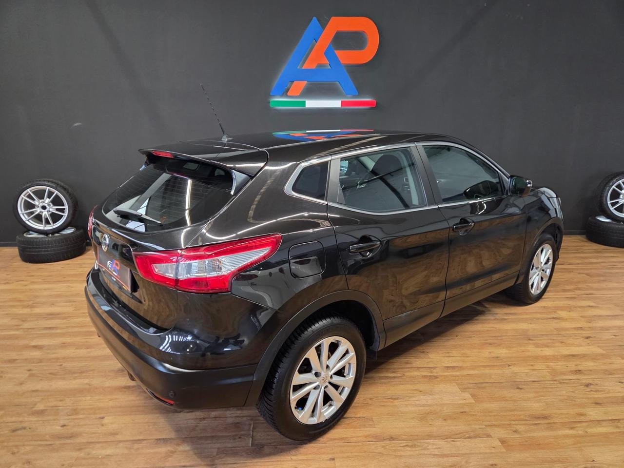 Nissan Qashqai 1.5 dci Tekna 110cv E6