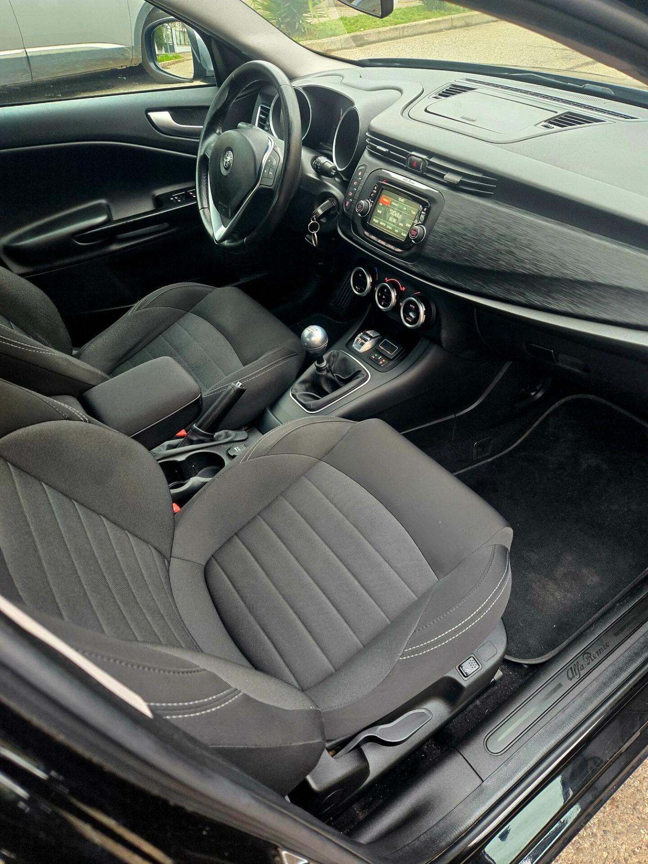 Alfa Romeo Giulietta 1.6 JTDm 120 CV Business