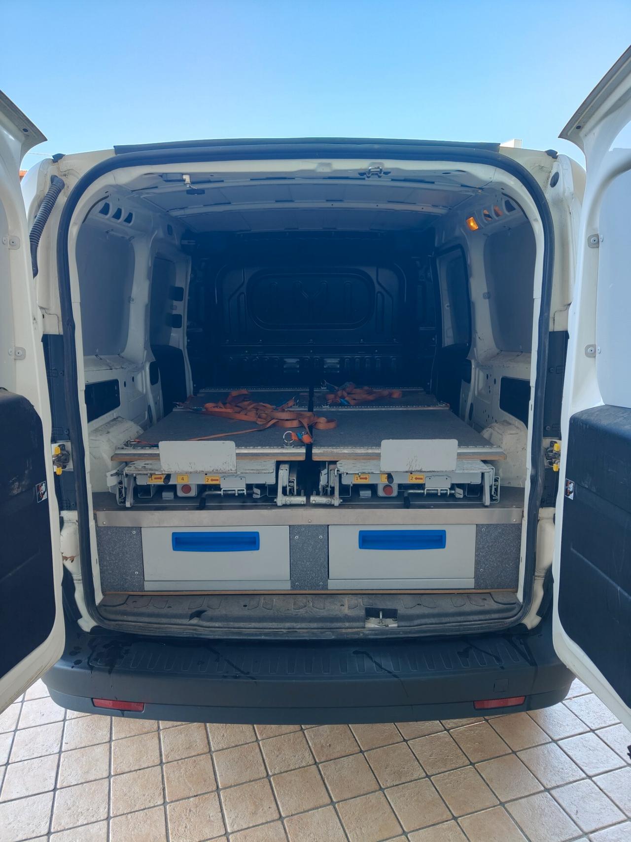 Fiat Doblo Doblò 1.6 MJT 105 PL-TN Cargo Maxi Lamierato PTT 750