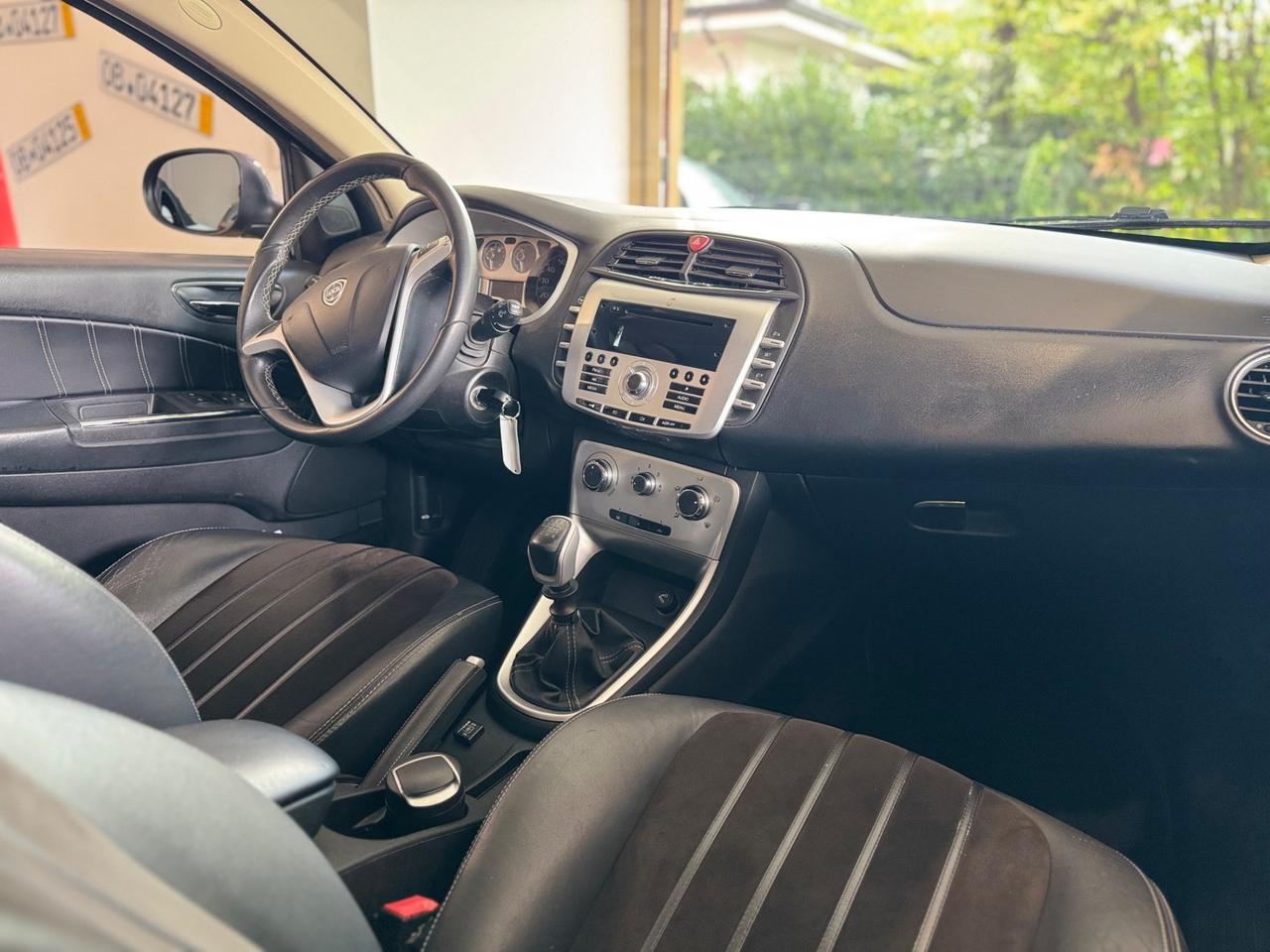 Lancia Delta 1.4 T-Jet 120 CV Argento Ecochic GPL