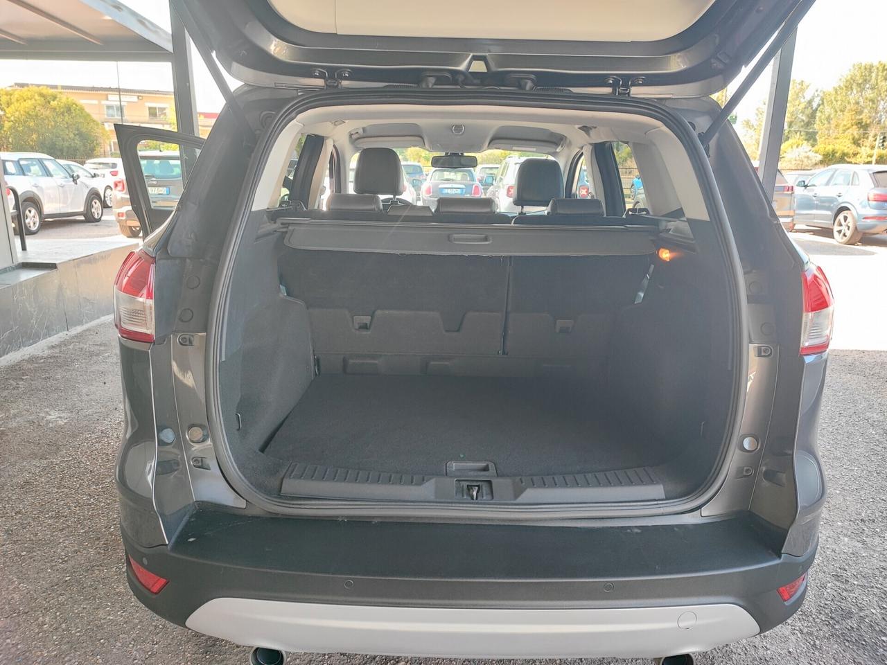 Ford Kuga 2.0 TDCI 120 CV S&S 2WD Titanium