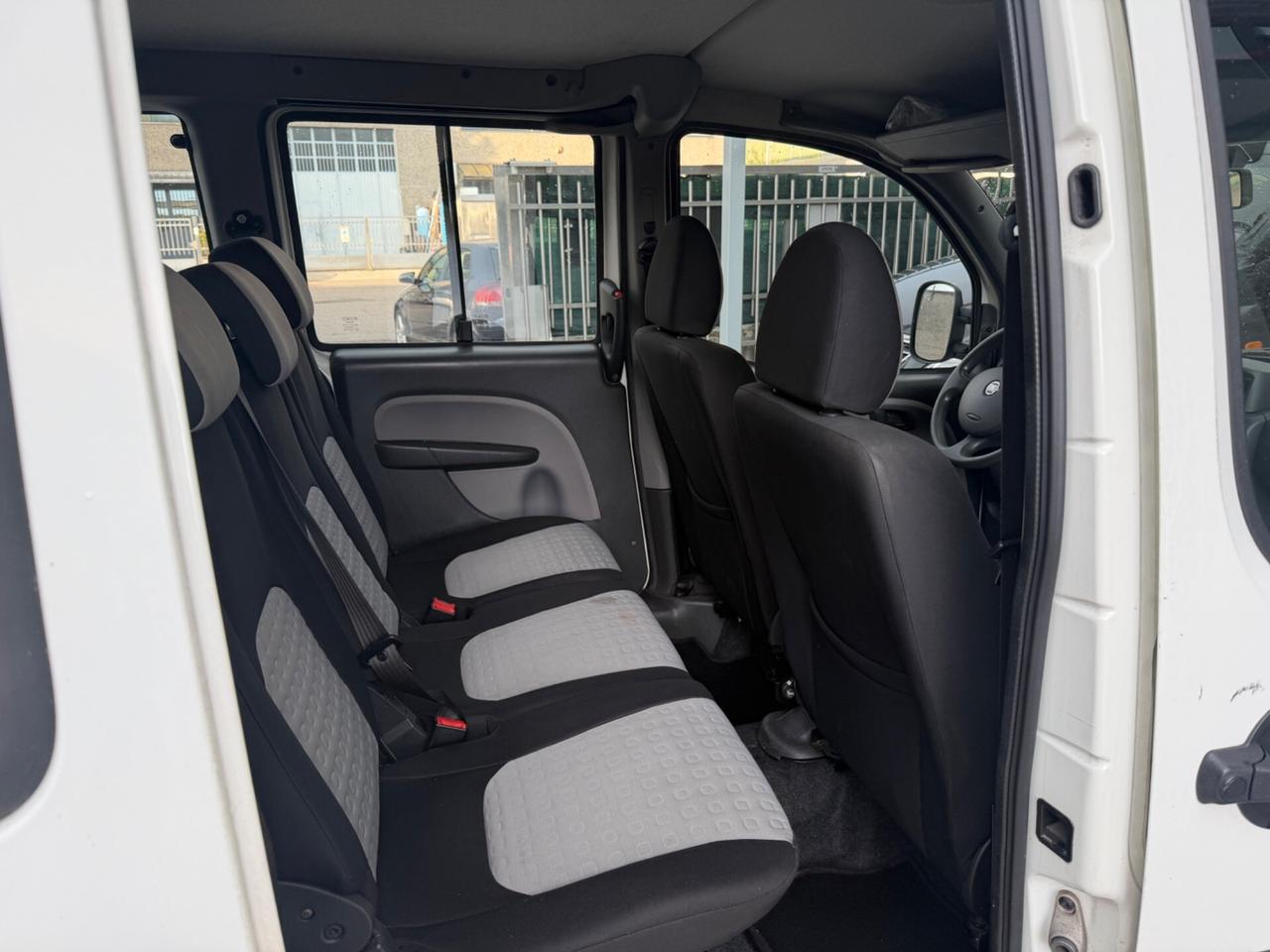 FIAT DOBLO FAMIGLIARE 1.9MTJ 7POSTI 103.000KM