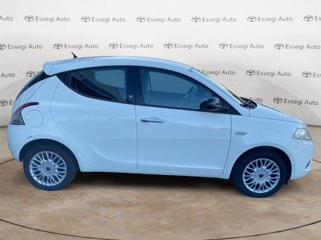 LANCIA Ypsilon 1.2 69 CV 5 porte Silver