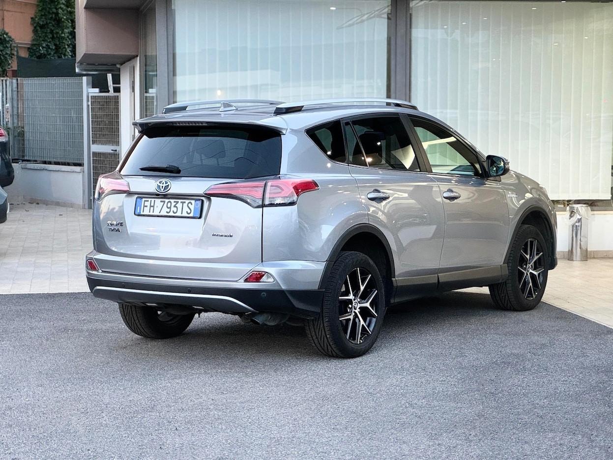 Toyota RAV 4 2.5 Hybrid 155CV 2WD E6 Automatica - 2017