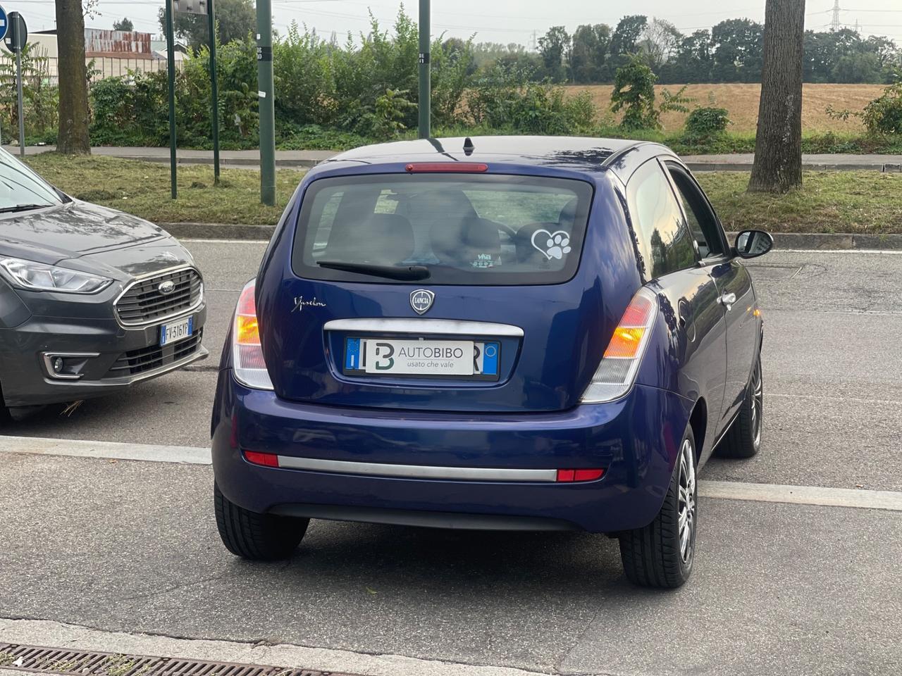 Lancia Ypsilon 1.4 Argento Ecochic GPL