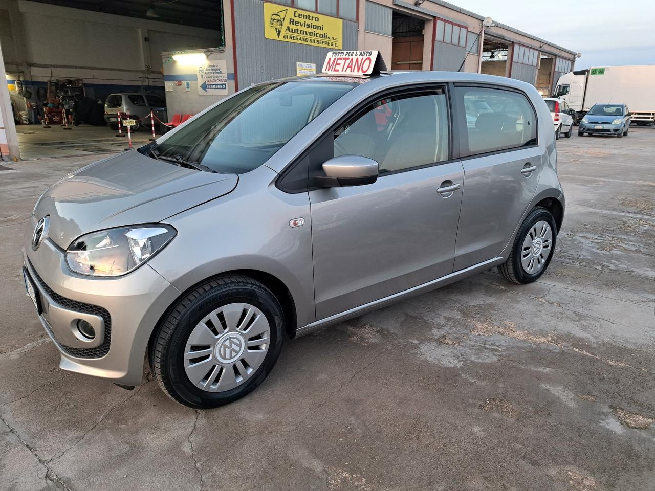 VOLKSWAGEN UP - 2013 1.0 BENZINA/METANO 5 PORTE